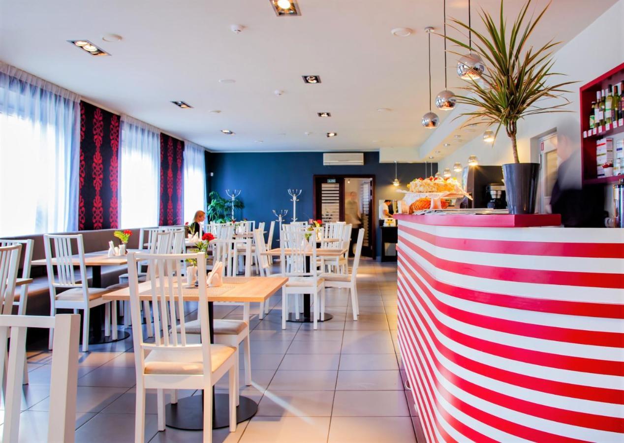 Hotell Rija Tia Riga