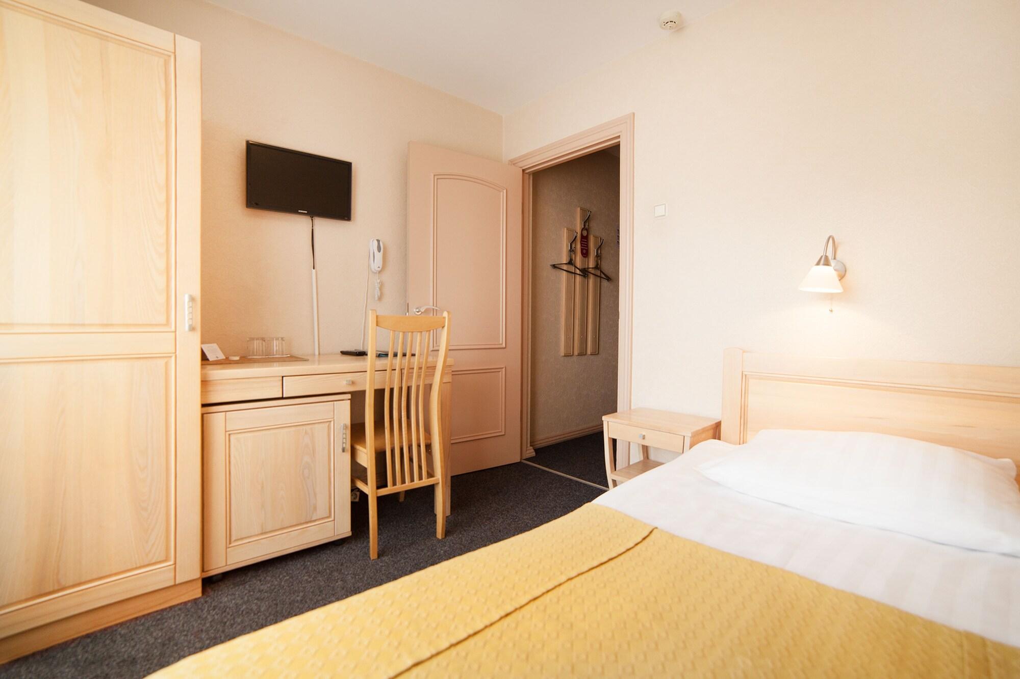 Rija Tia Hotell